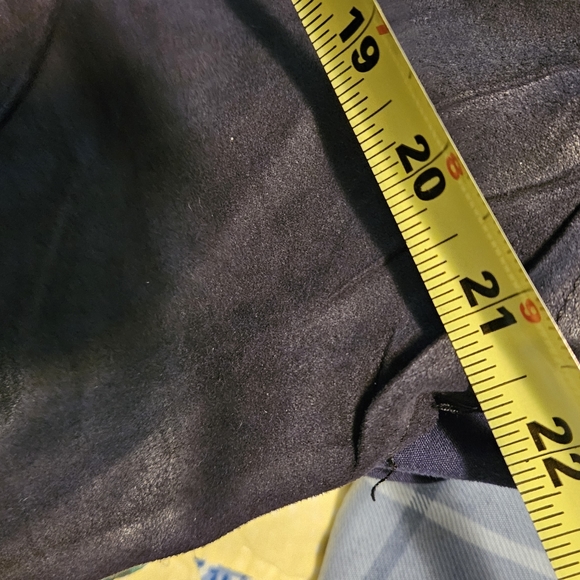 Private Member luxurious black button up - Picture 8 of 10